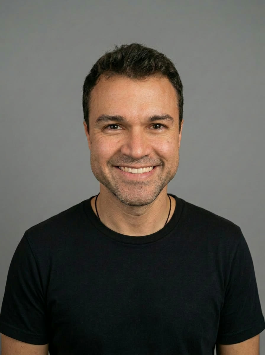 Daryll — Líder Comercial & Comunicaciones LAB en DosZeis